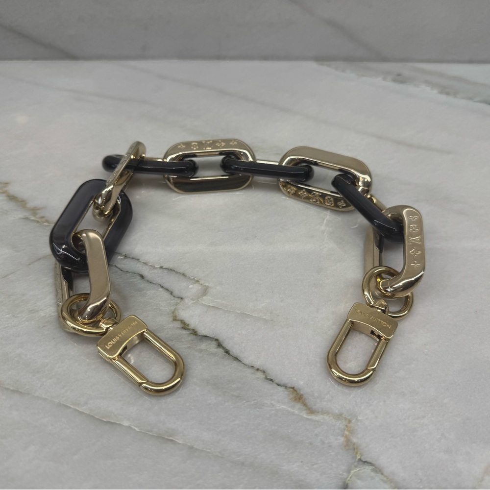 Louis Vuitton Coussin Chain Strap